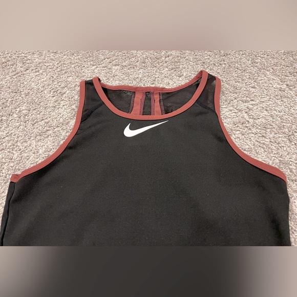 NIKE CROP TOP MESH BACK SIZE S/M - Picture 3 of 5